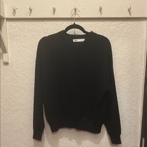 Zara Classic Black Pullover